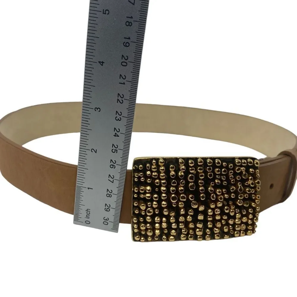 Tre Vero leather belt textured gold‎ colored square belt buckle. Size xs
